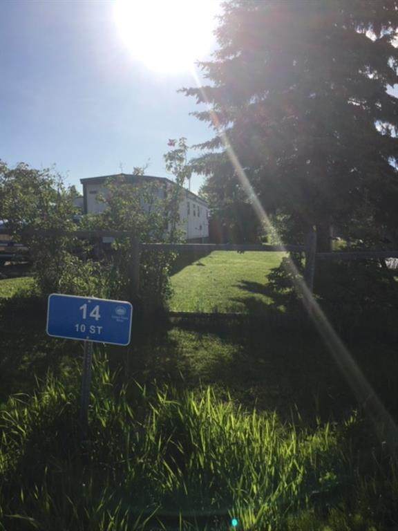 14 10 Street - Photo 1