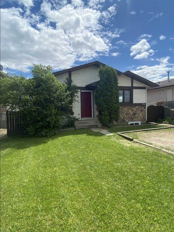 9805 99 Avenue - Photo 1