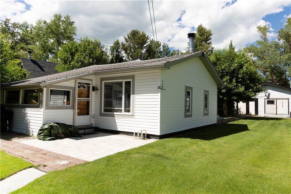 349 Eagle Lake Close - Photo 1