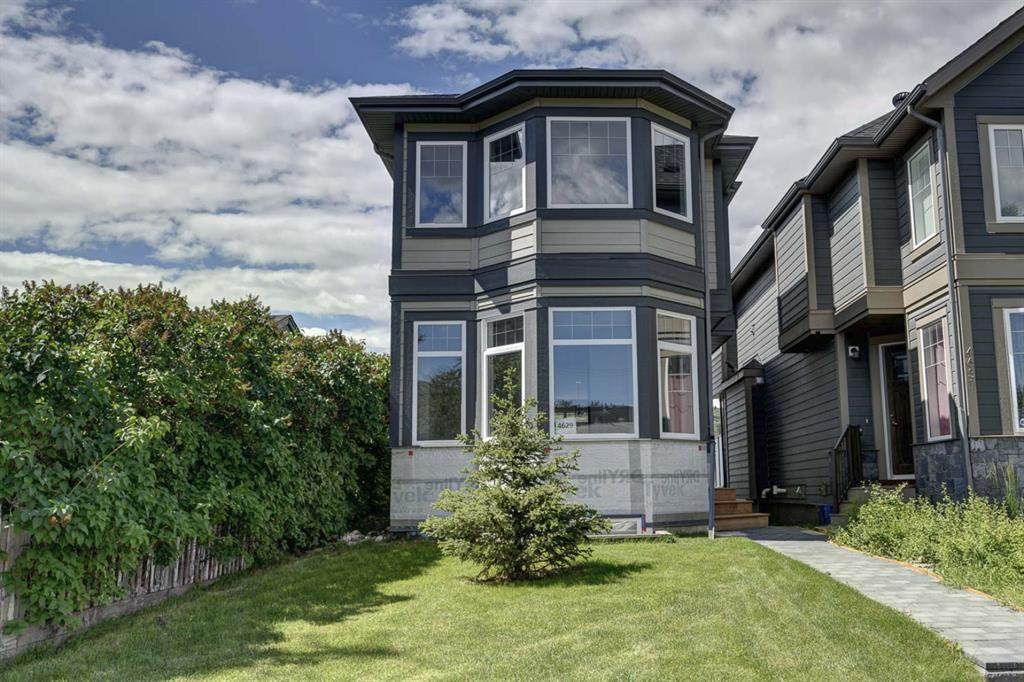 4629 19 Avenue - Photo 1