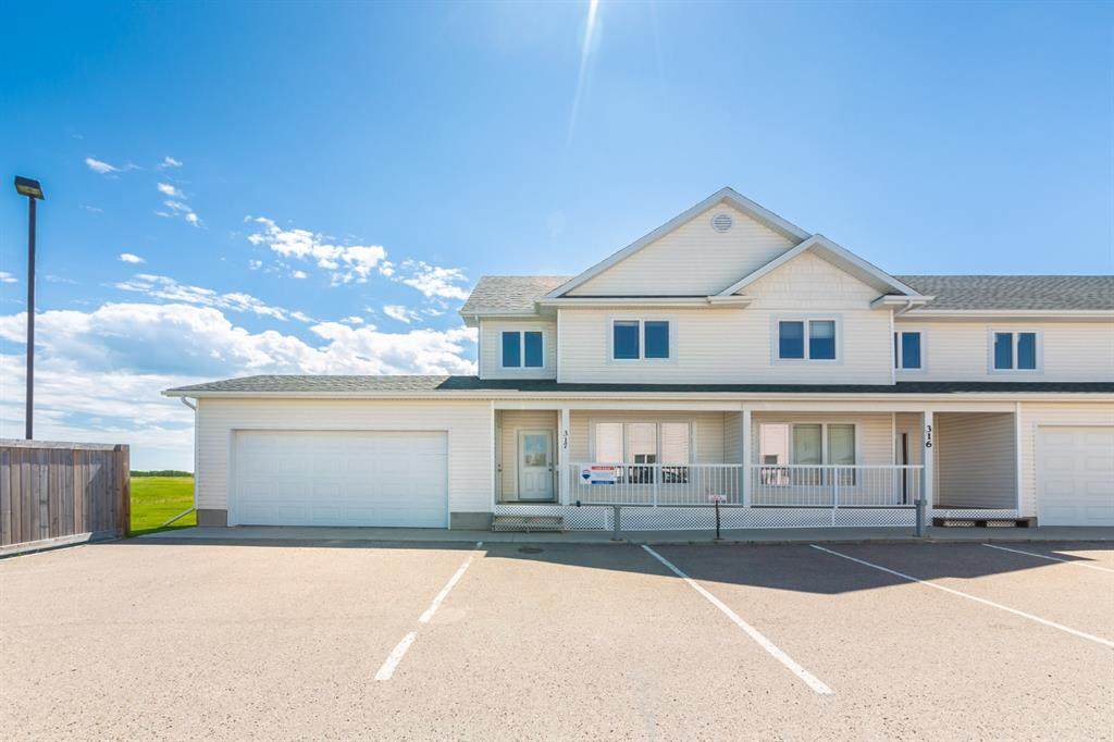 4321 32 Street - Photo 1