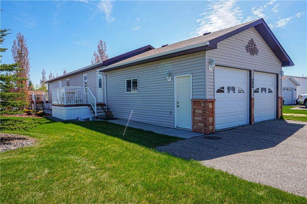 5210 65 Avenue - Photo 1