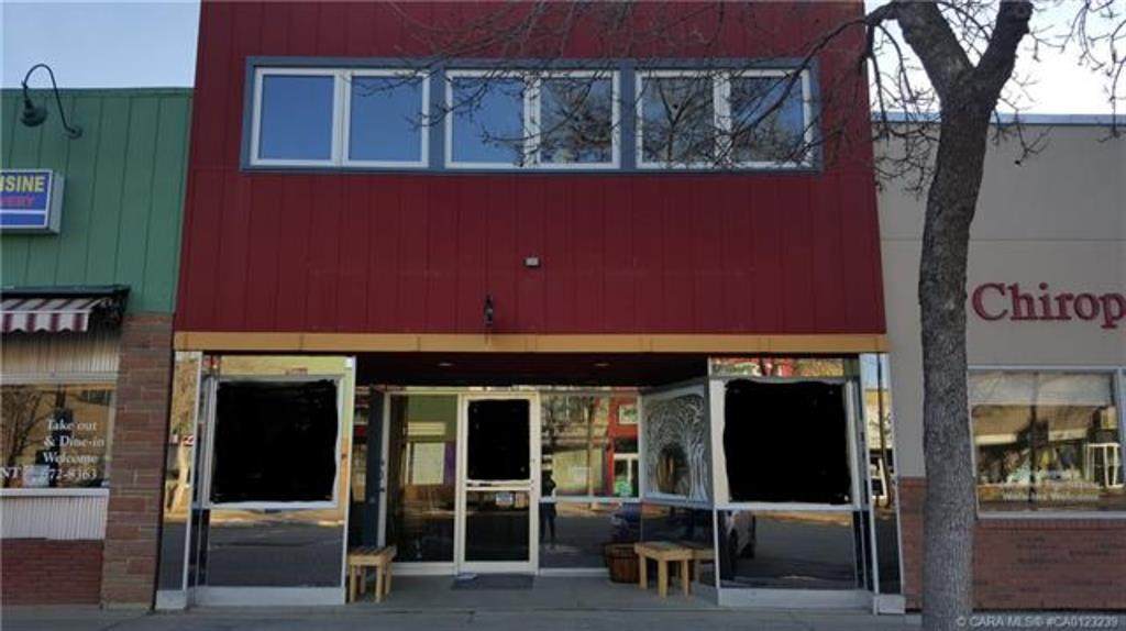 4937 50 Street - Photo 1