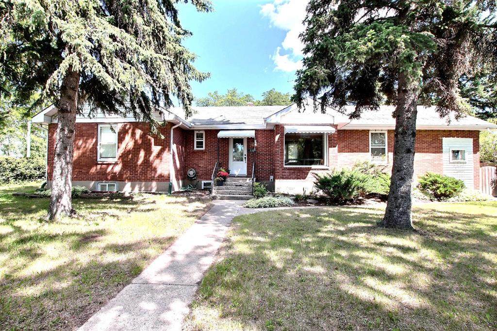 235 5 Avenue - Photo 1