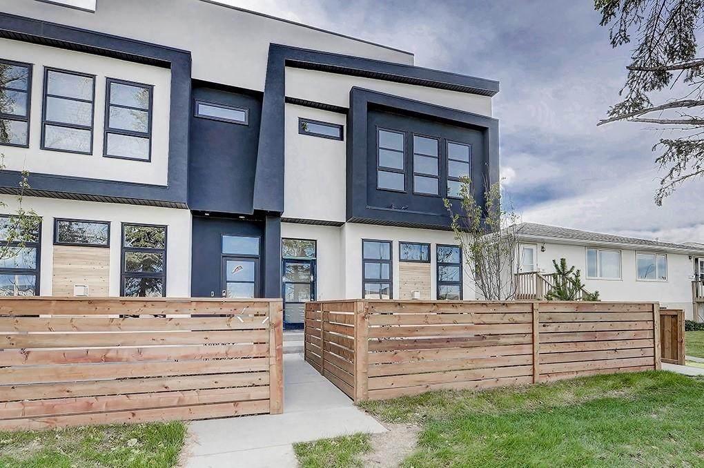 139 24 Avenue - Photo 1