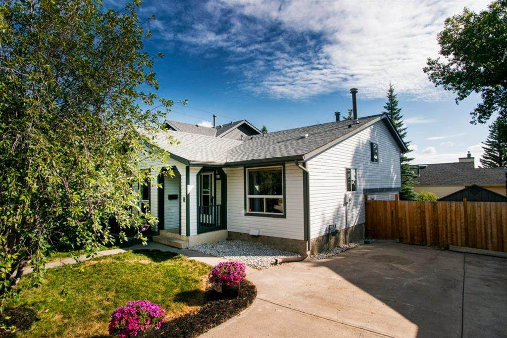 8 Strathclair Rise - Photo 1