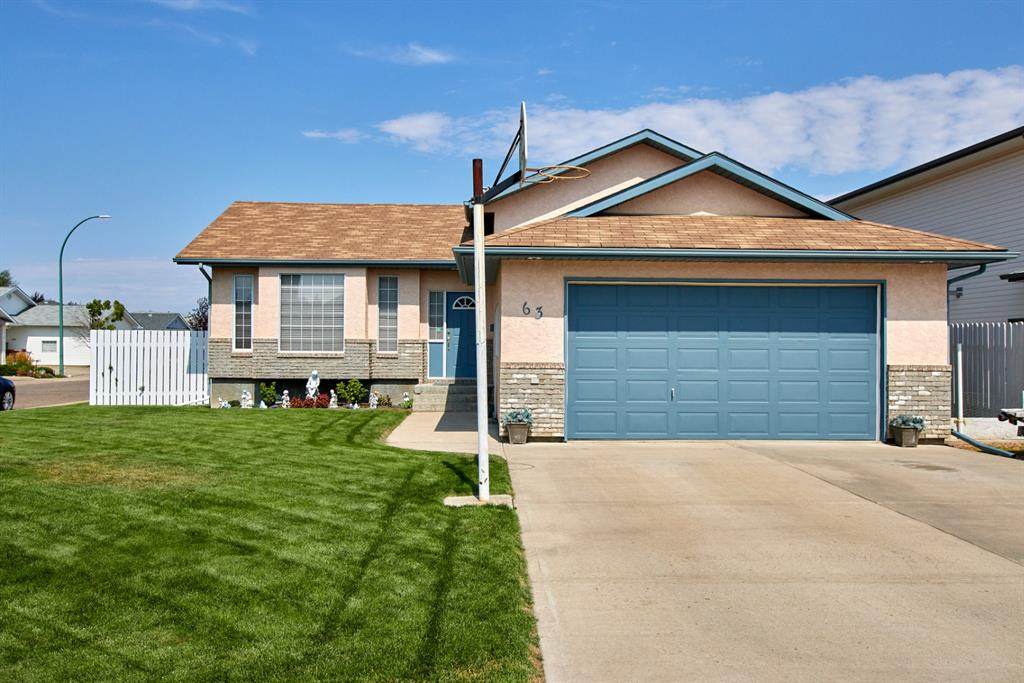 63 Schneider Crescent - Photo 1