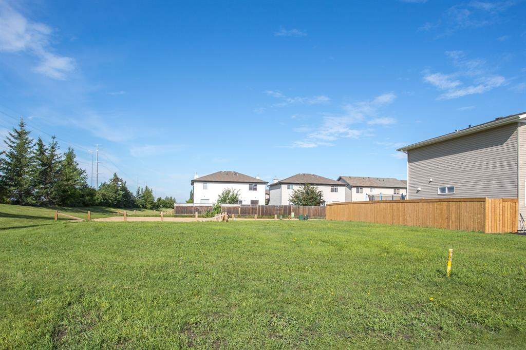 2 Adamson Avenue - Photo 1