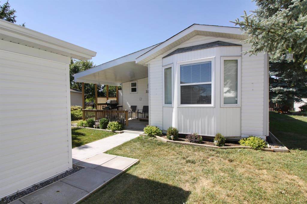 3236 29 Street - Photo 1