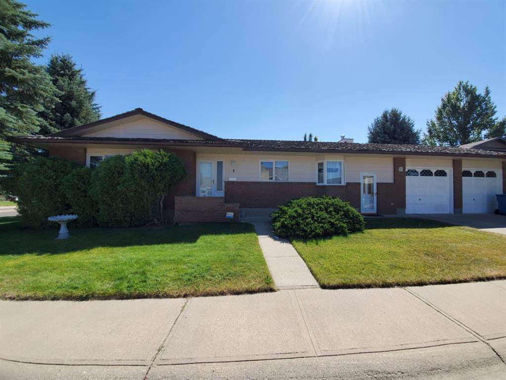 3 Kings Crescent - Photo 1
