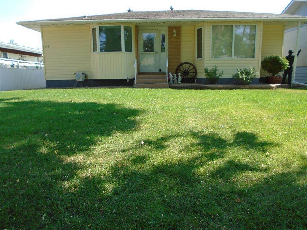 716 1 Street - Photo 1