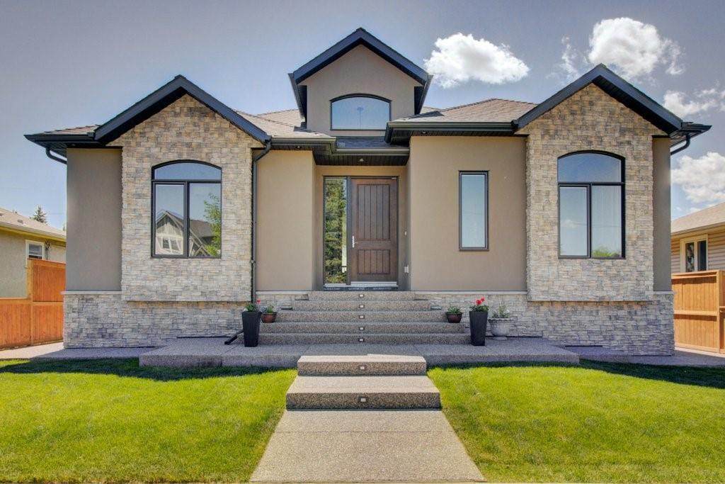 229 27 Avenue - Photo 1