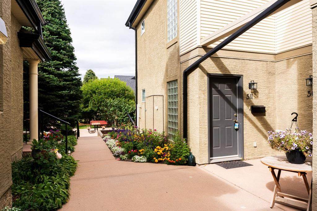 408 31 Avenue - Photo 1