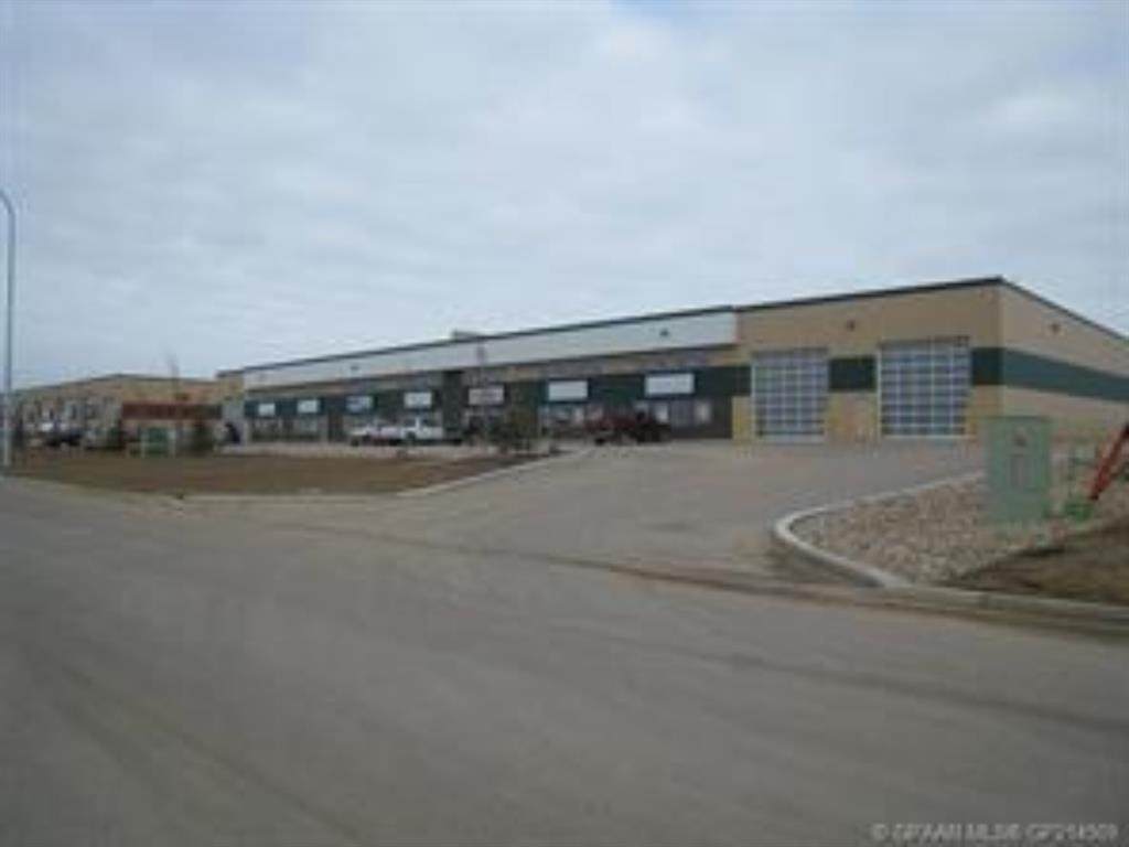 10602 79 Avenue - Photo 1