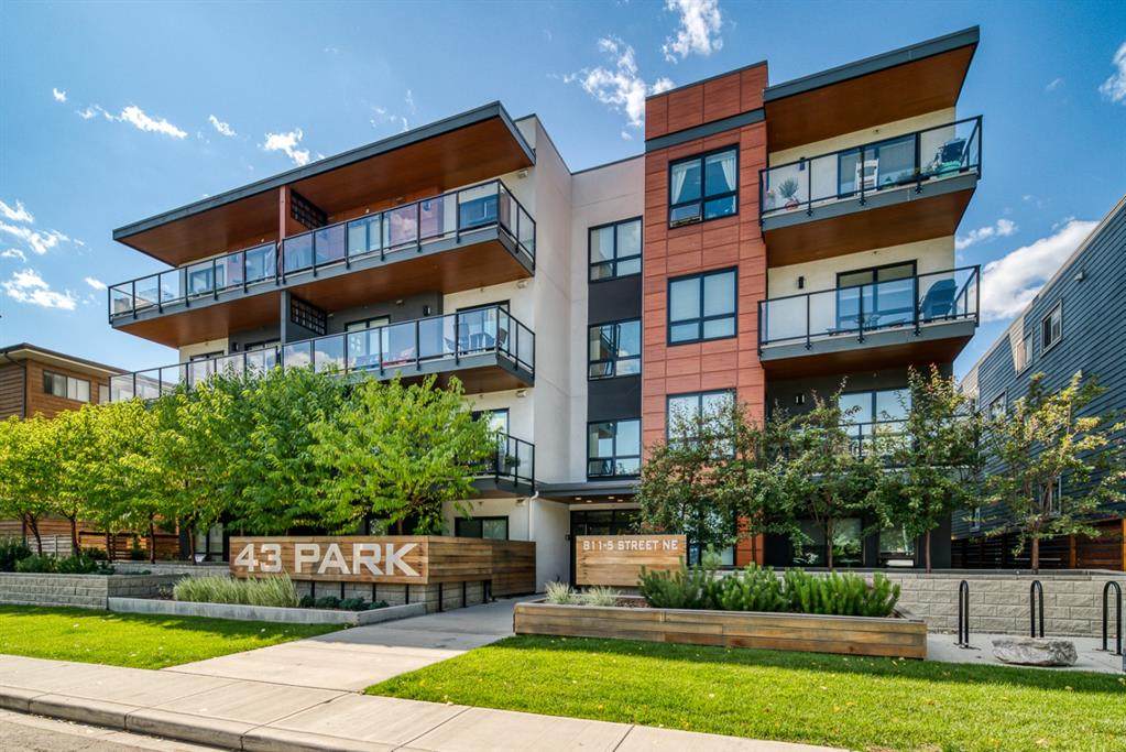 811 5 Street - Photo 1