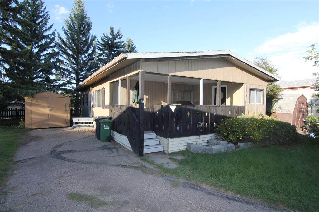 61 Parkside Drive - Photo 1