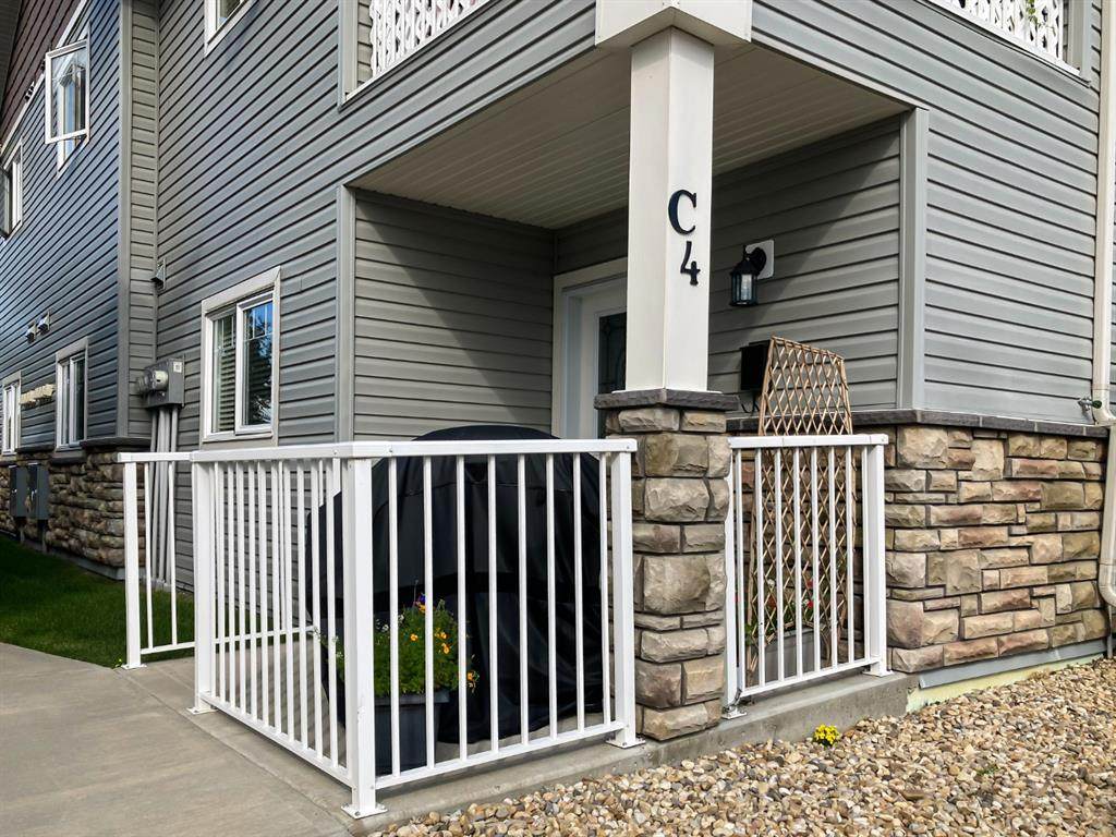 99 Pioneer Way - Photo 1