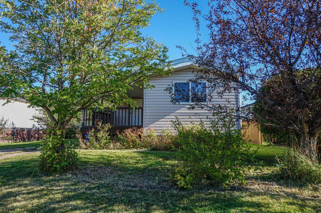 2026 26 Avenue - Photo 1