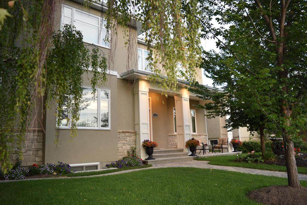 2832 25A Street - Photo 1