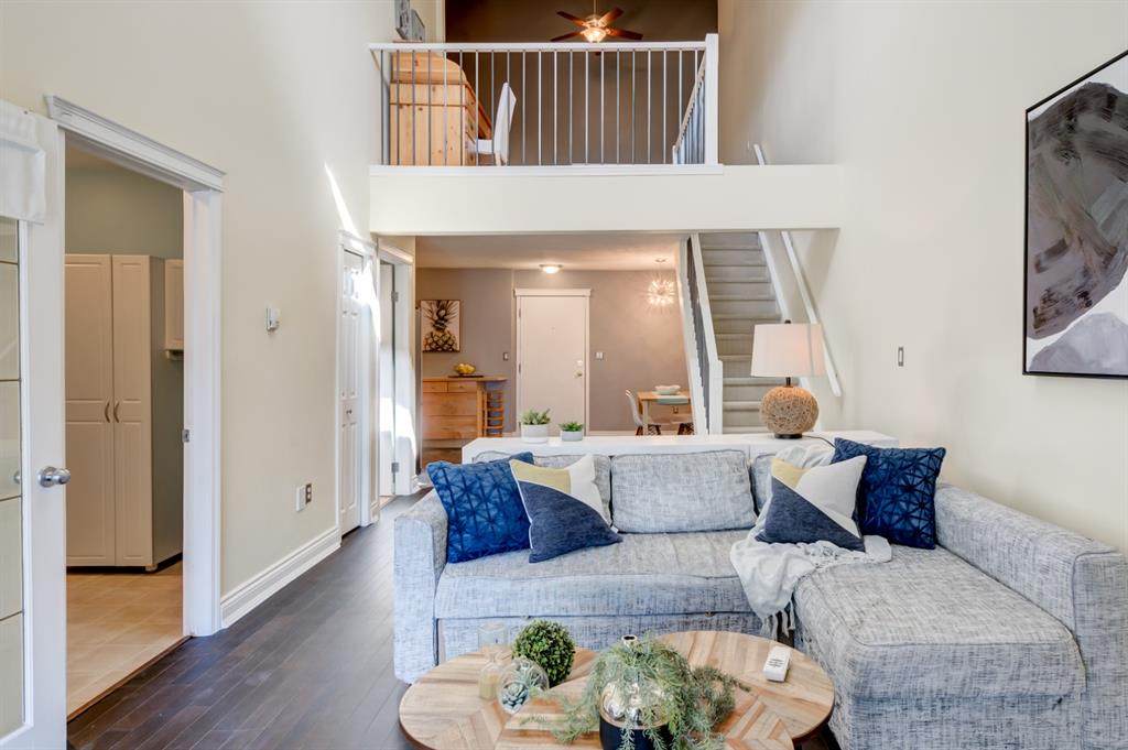 1528 11 Avenue - Photo 1