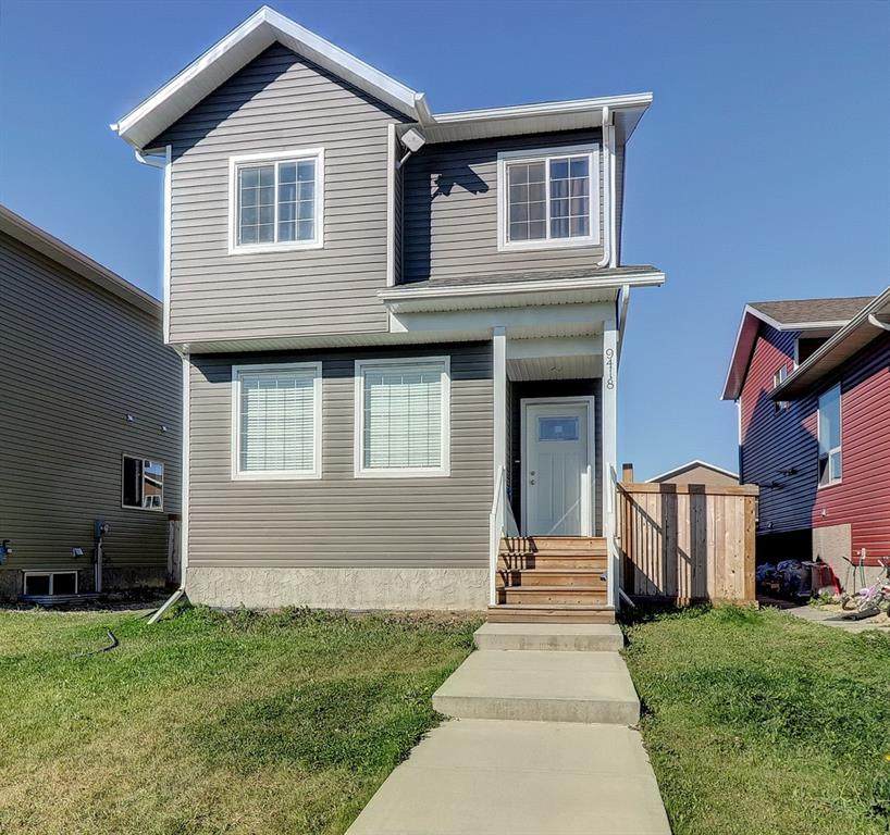 9418 88 Street - Photo 1