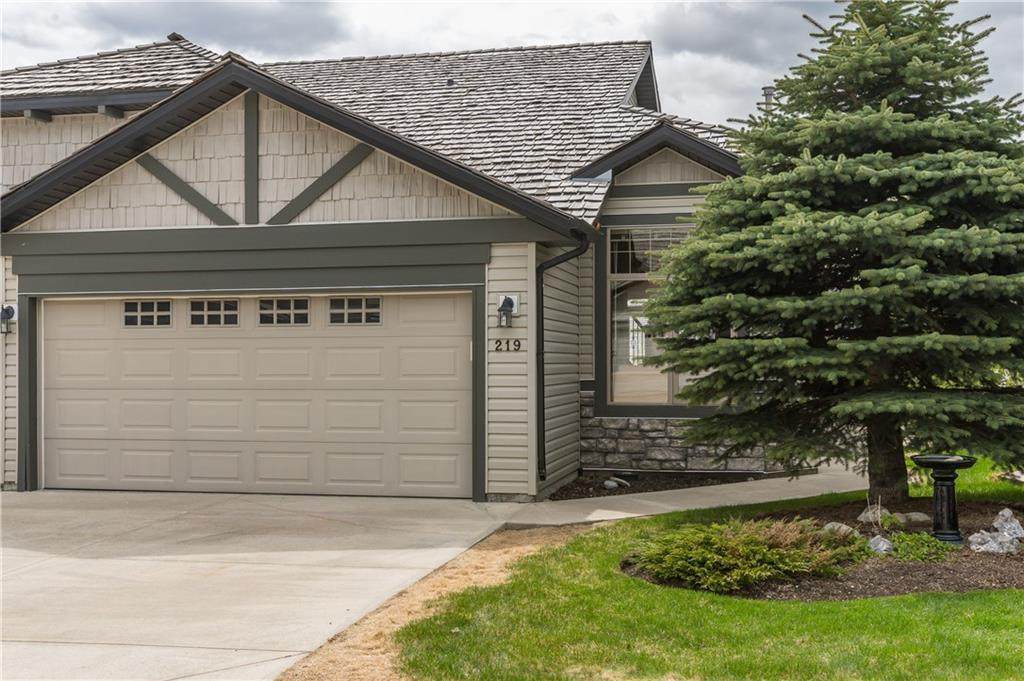 219 Springbank Villas - Photo 1