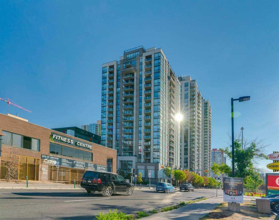 1110 11 Street - Photo 1
