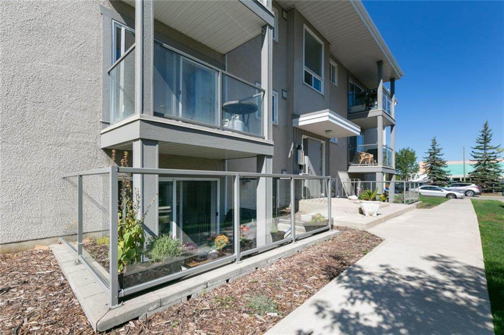 609 67 Avenue - Photo 1