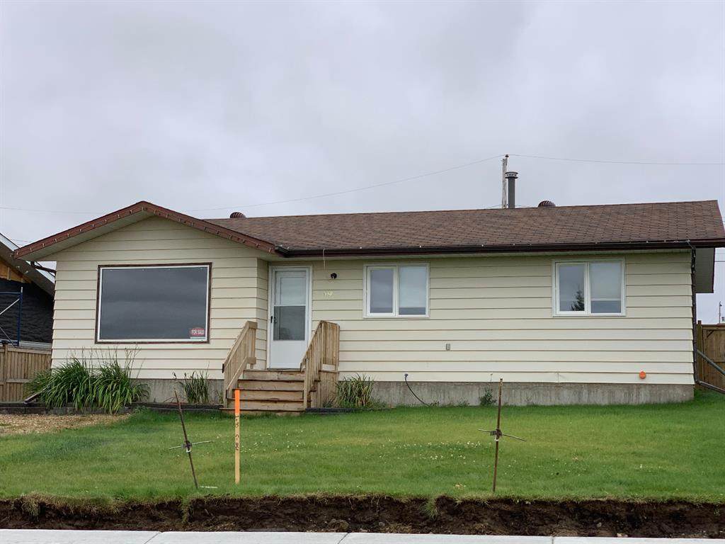 5321 Sunset Drive - Photo 1