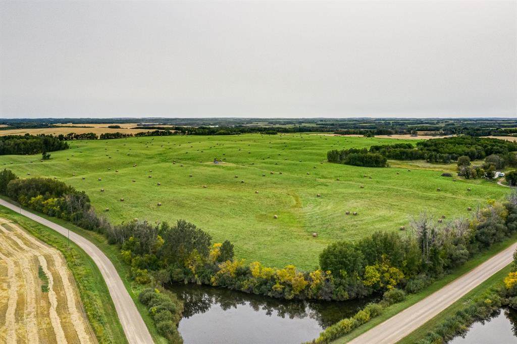 23563 Township Road 374 - Photo 1