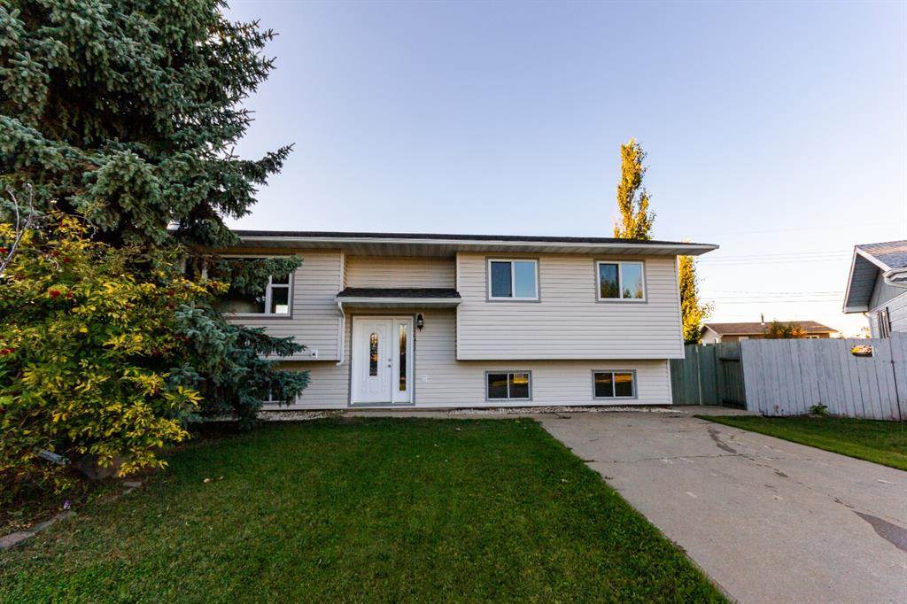10423 105 Street - Photo 1