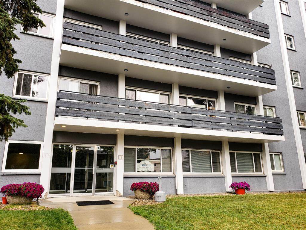 10230 106 Avenue - Photo 1