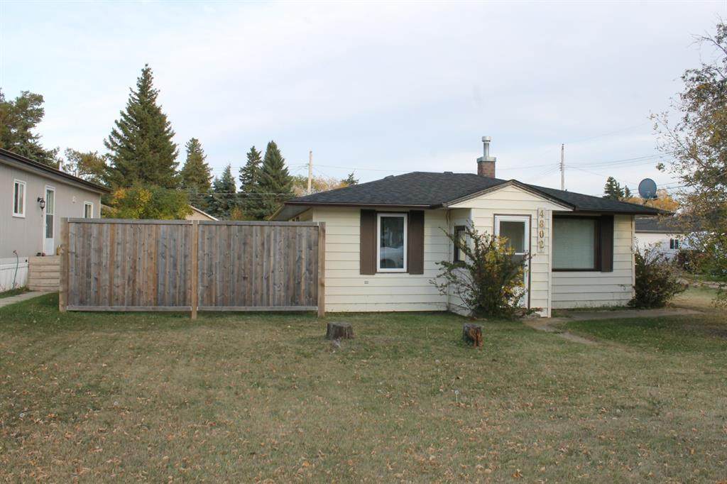 4802 52 Street - Photo 1