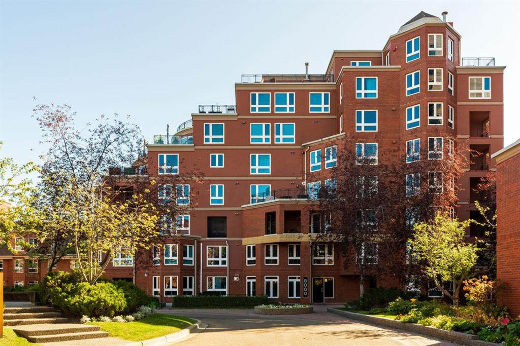 400 Eau Claire Avenue - Photo 1