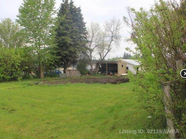 5029 52 STREET - Photo 1