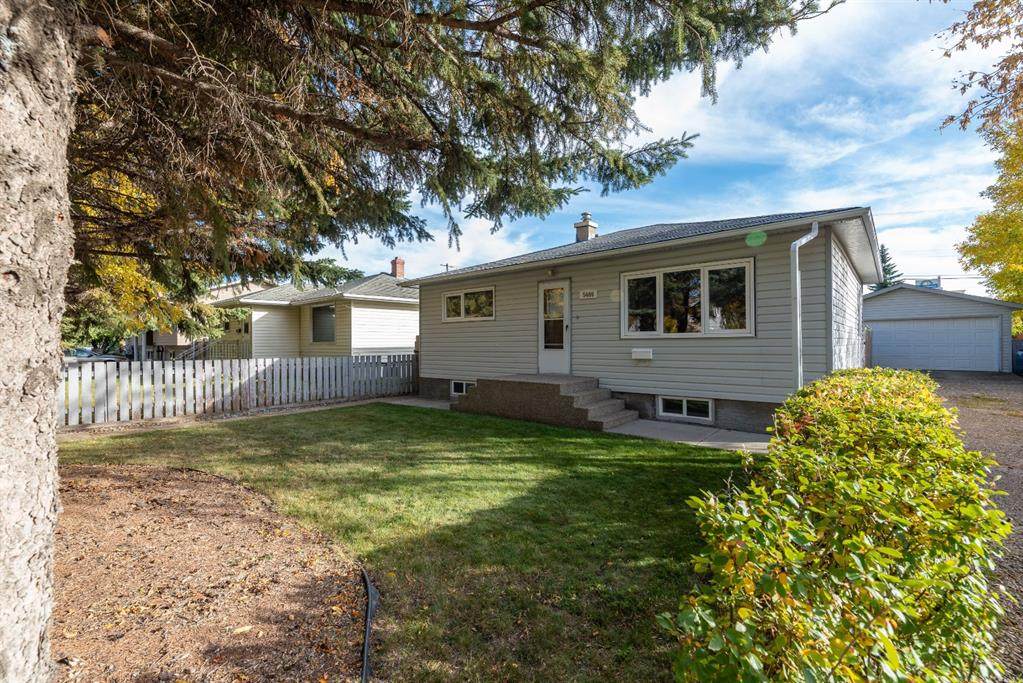 5409 45 Street - Photo 1
