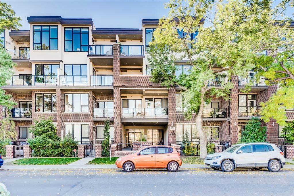 317 22 Avenue - Photo 1