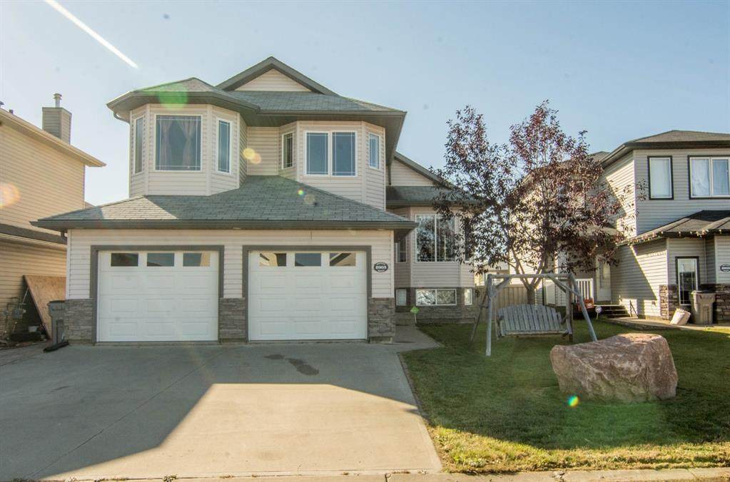 8905 130A Avenue - Photo 1