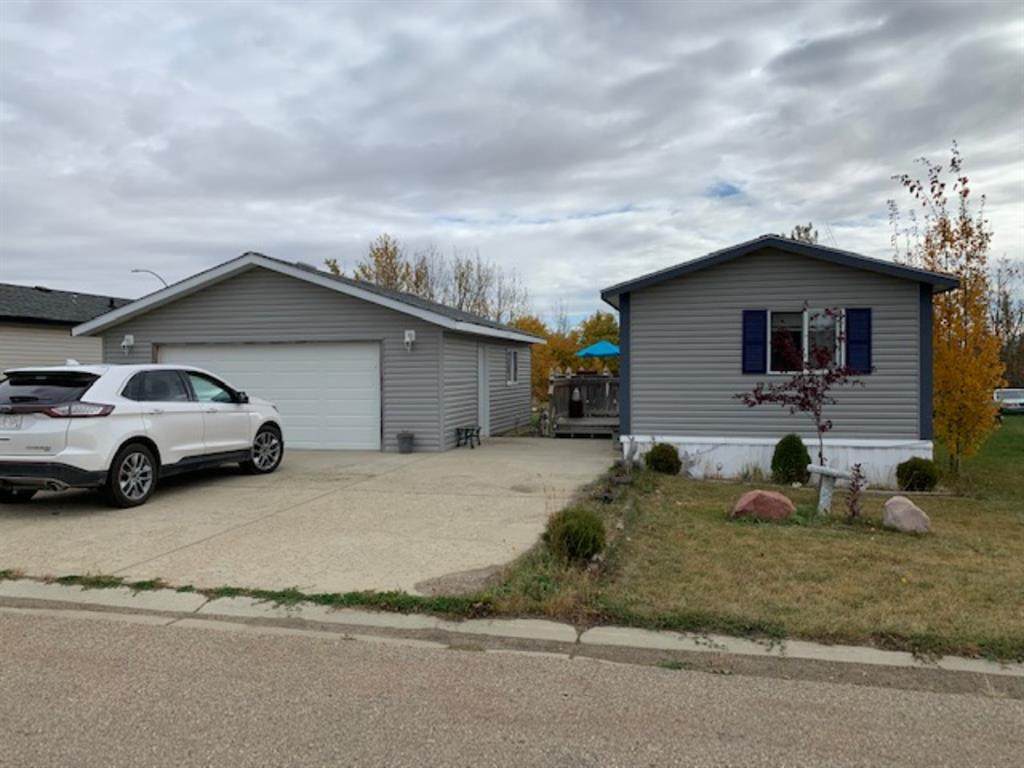 5125 44 Street - Photo 1