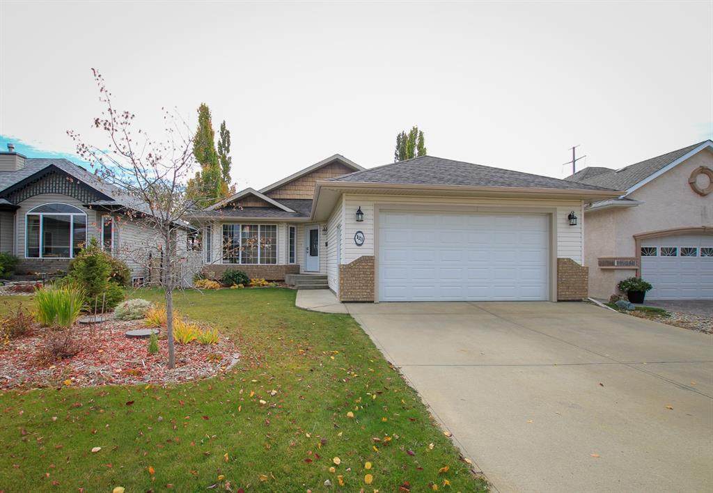 123 Adams Close - Photo 1