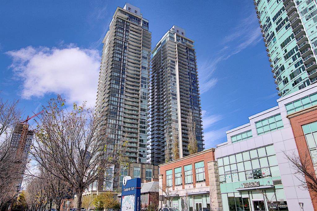 1122 3 Street - Photo 1