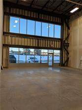 3117 5 Avenue - Photo 1