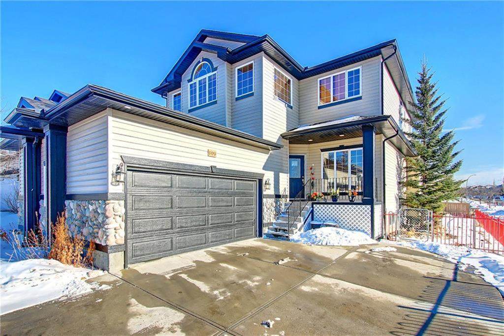 606 Rocky Ridge View - Photo 1