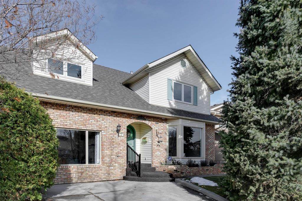 8 Macewan Glen Drive - Photo 1