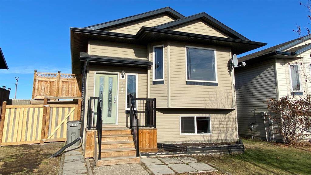 9342 131 Avenue - Photo 1