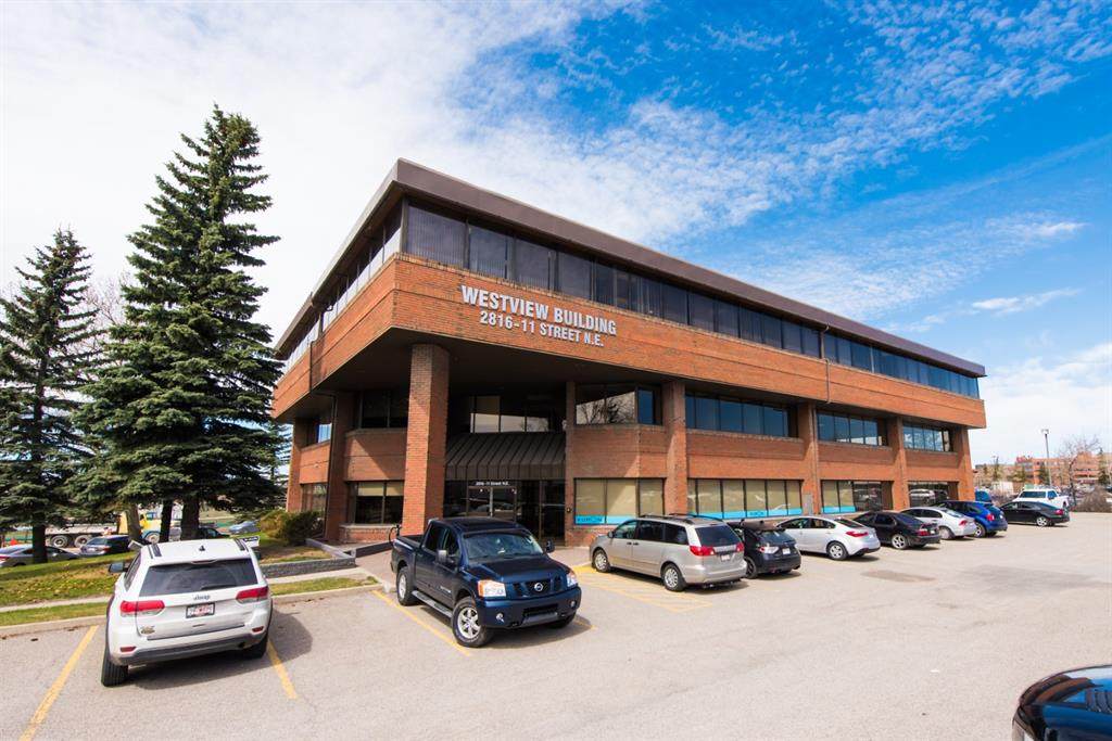 2816 11 Street - Photo 1