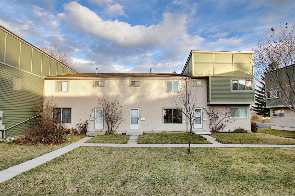 406 Blackthorn Road - Photo 1