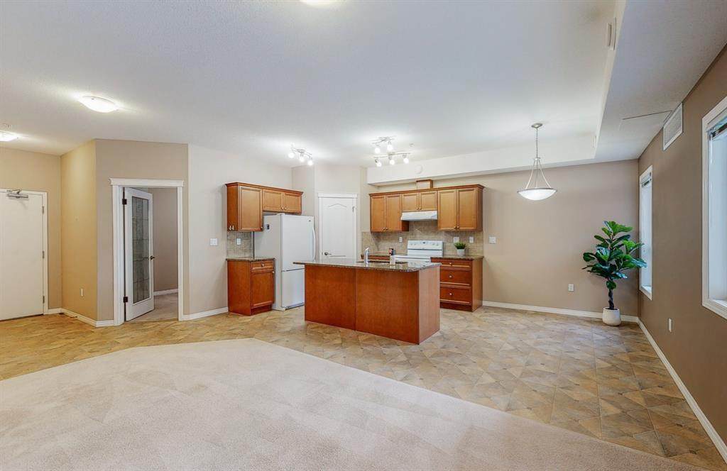 2800 13 Avenue - Photo 1