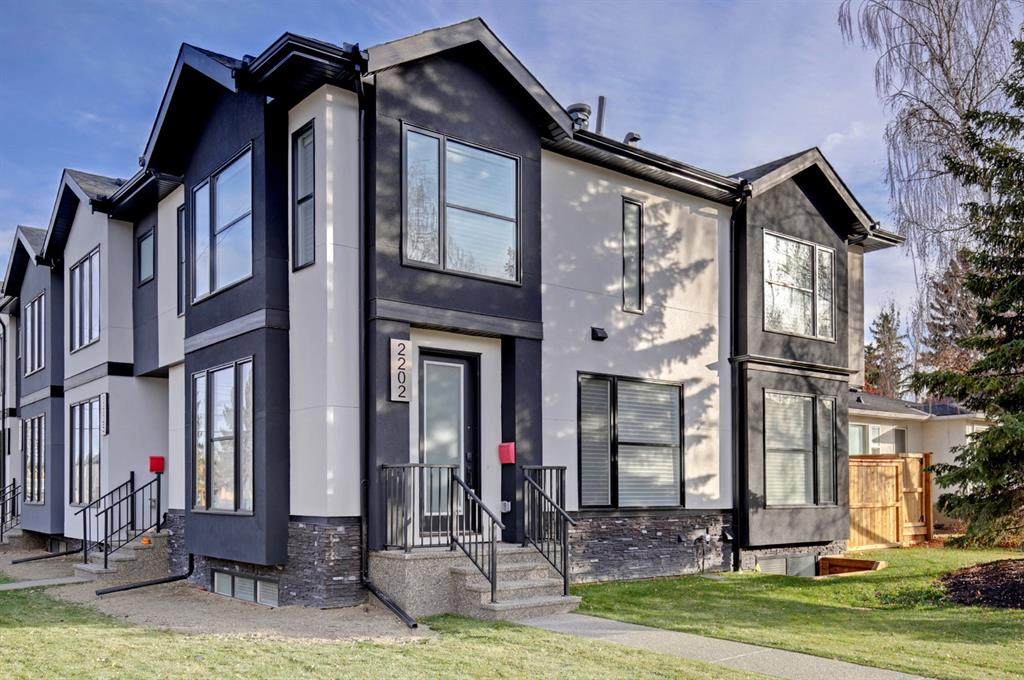 2202 36 Street - Photo 1