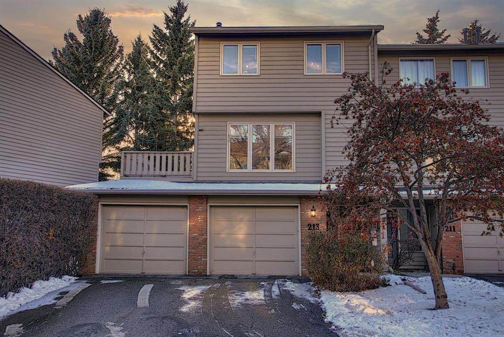213 Point Mckay Terrace - Photo 1